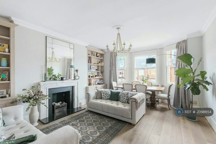 2 Bedroom Flat To Rent In Adamson Road, London, NW3