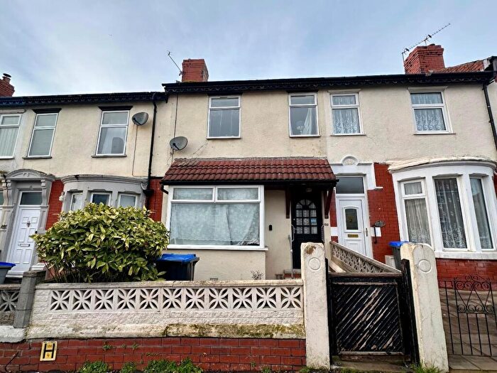 2 Bedroom Property For Sale In Bela Grove, Blackpool, FY1