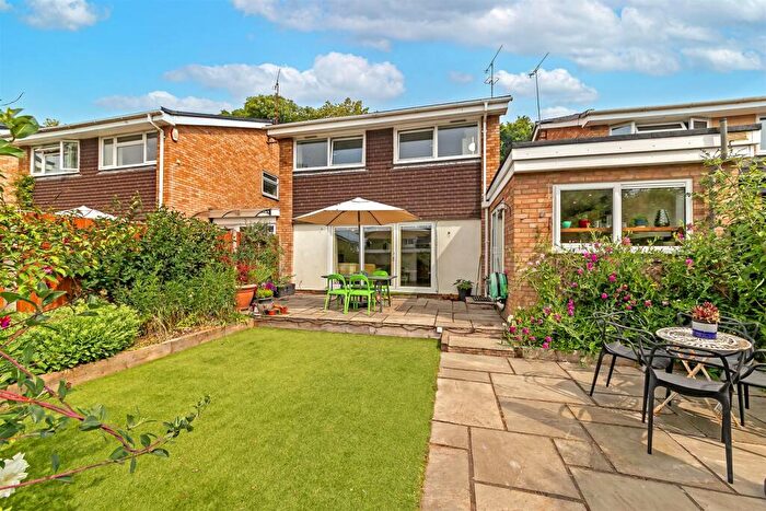 4 Bedroom House For Sale In Sandpit Lane, St. Albans, AL1