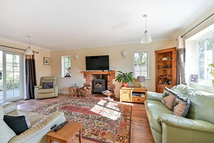 3 Bedroom Detached House For Sale In Hedgerley Green, Hedgerley, Slough, SL2