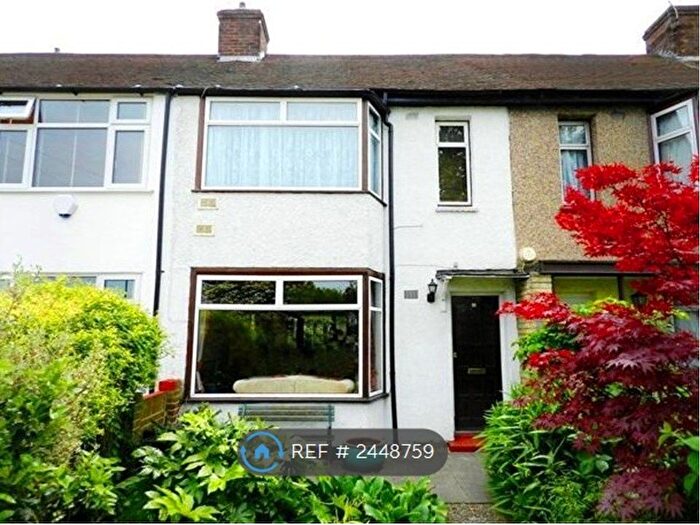 4 Bedroom Terraced House To Rent In Ian Square, Enfield, EN3