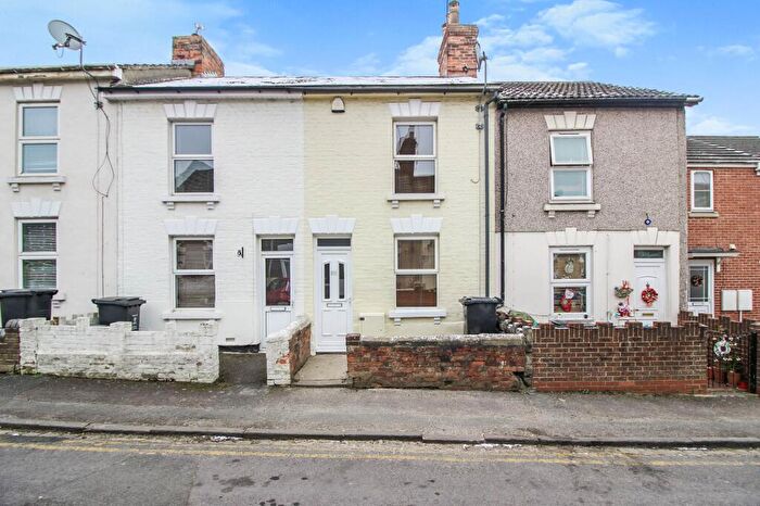 2 Bedroom Terraced House To Rent In Andover Street, Swindon, SN1