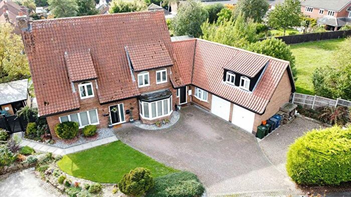6 Bedroom Detached House For Sale In Bradleys Yard, Plumtree, Nottingham, NG12