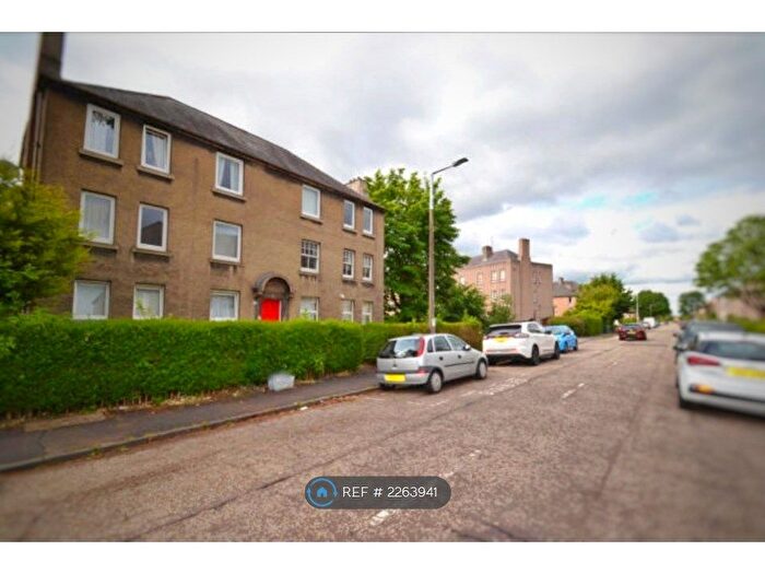 2 Bedroom Flat To Rent In Whitson Road, Edinburgh, EH11
