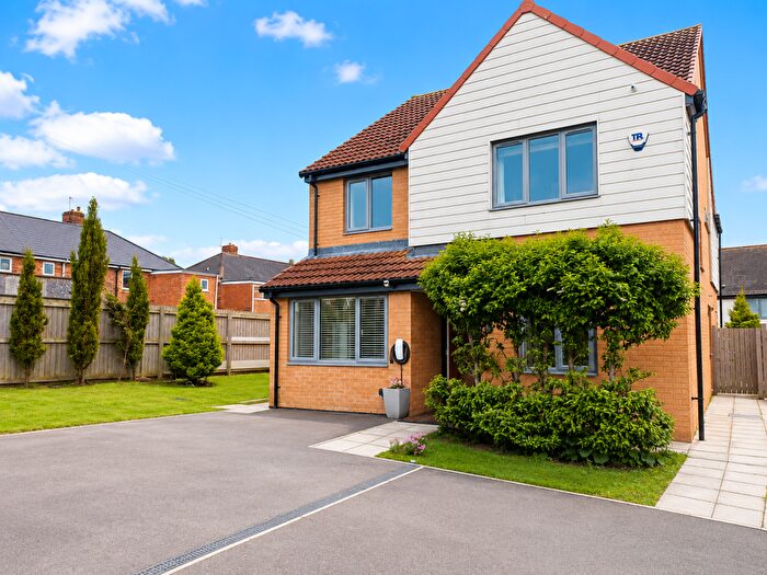 5 Bedroom Detached House For Sale In Iris Grove, Darlington, DL1
