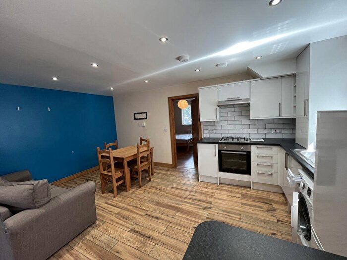 2 Bedroom Flat To Rent In Union Street, OX4