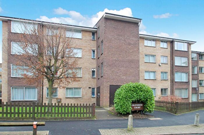 2 Bedroom House To Rent In Blenheim Court, Wellesley Road, Sutton, SM2