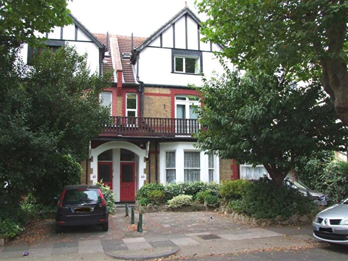 2 Bedroom Apartment To Rent In Preston Road, Westcliff On Sea, SS0