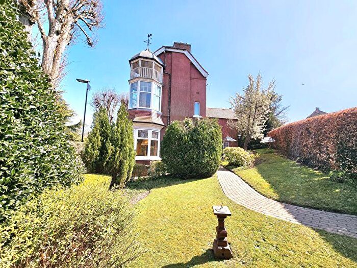 5 Bedroom Detached House For Sale In Maney Hill Road, Sutton Coldfield, Birmingham, B72