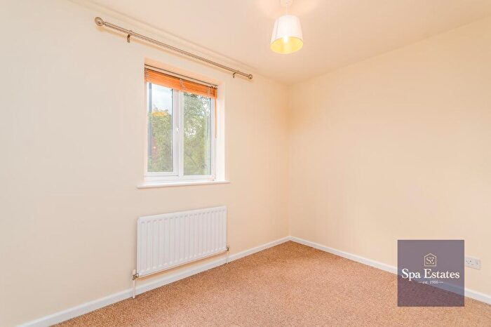 2 Bedroom End Of Terrace House For Sale In Chesterton Drive, Leamington Spa, CV31