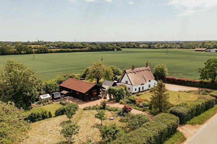 4 Bedroom Detached House For Sale In Common Road, Gissing, IP22