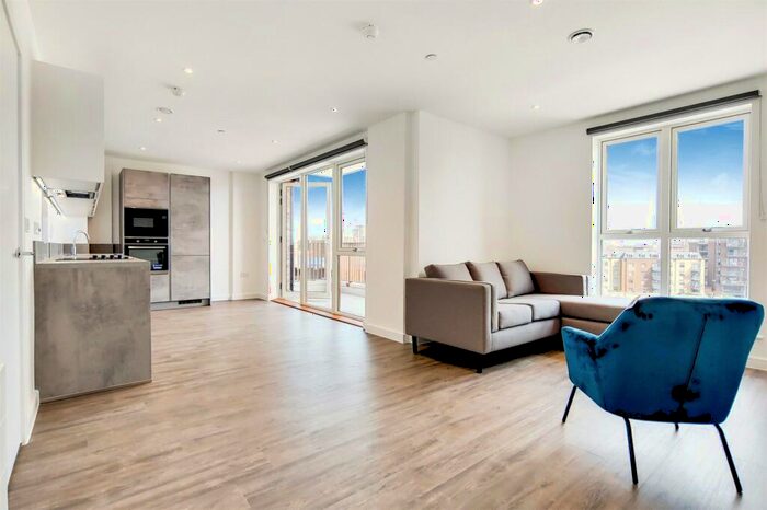 2 Bedroom Apartment To Rent In Fresh Wharf Road, Barking, Essex, IG11