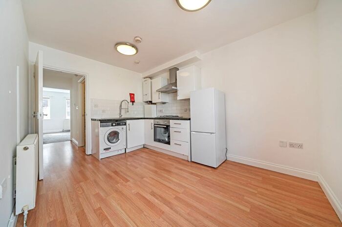 1 Bedroom Flat To Rent In Deptford High Street, London, SE8