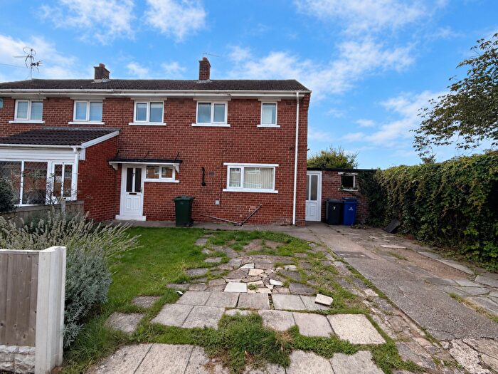 3 Bedroom Semi-Detached House To Rent In Ewood Drive, Doncaster, DN4
