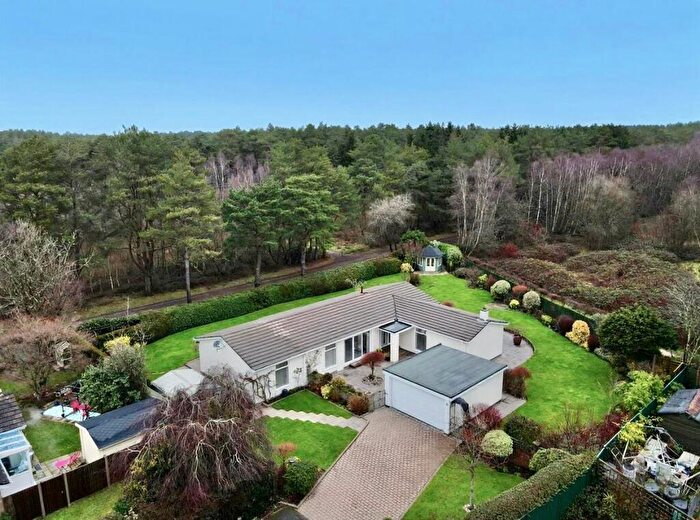 3 Bedroom Bungalow For Sale In Ashley Park, Ashley Heath, BH24