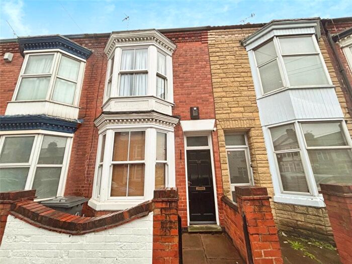 3 Bedroom Terraced House To Rent In Wilberforce Road, Leicester, Leicestershire, LE3
