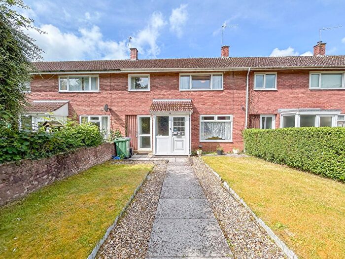 3 Bedroom Terraced House For Sale In Penrice Green, Llanyravon, NP44