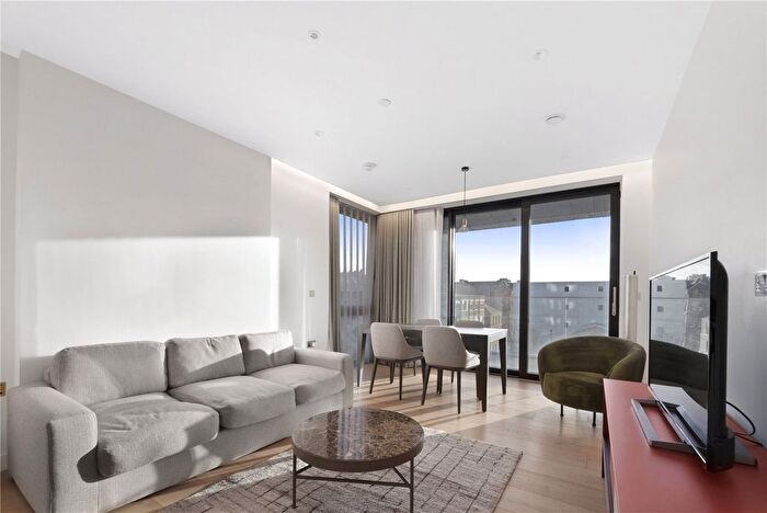 2 Bedroom Flat To Rent In Enclave, Camley Street, N1C