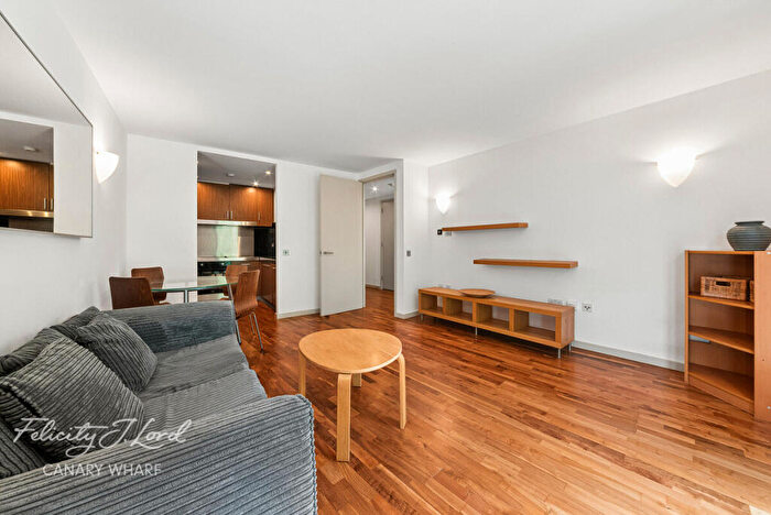 1 Bedroom Flat For Sale In New Providence Wharf, Fairmont Avenue, London, E14