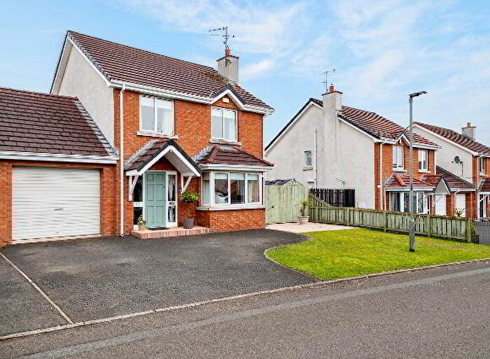 3 Bedroom Link-detached House For Sale In Waveney Brow, Ballymena, BT43