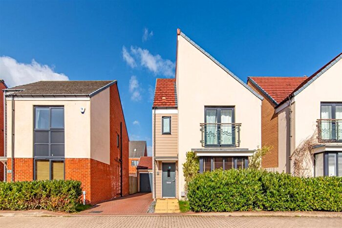 4 Bedroom Detached House For Sale In Greville Gardens, Great Park, NE13