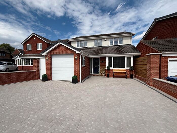 4 Bedroom Detached House To Rent In Kingsdale Croft, Burton Upon Trent, Stretton, DE13