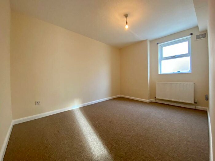 2 Bedroom Apartment To Rent In Morford Street, BA1
