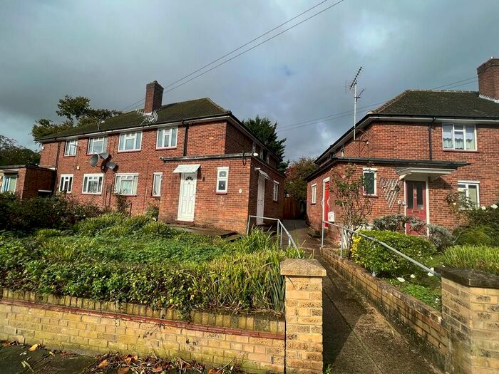 2 Bedroom Maisonette To Rent In Salisbury Road, Pinner, Greater London, HA5