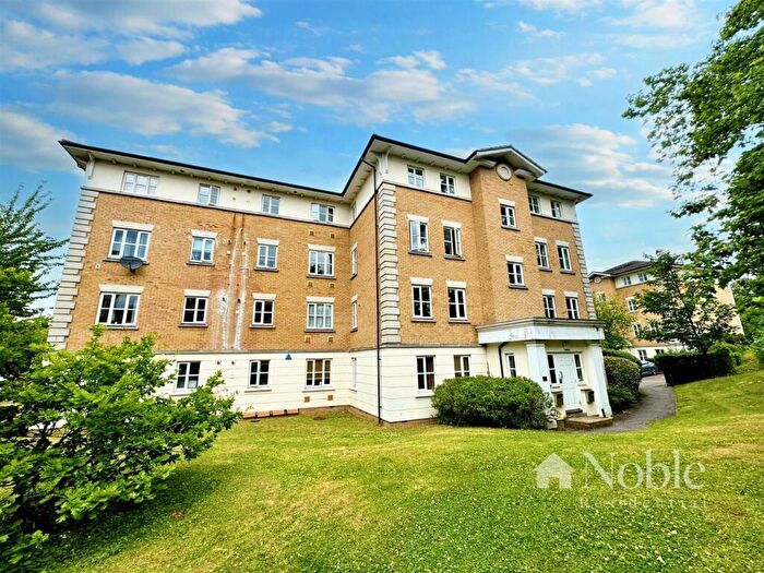 2 Bedroom Apartment For Sale In Monkwood Close, Victoria Road, Romford, RM1