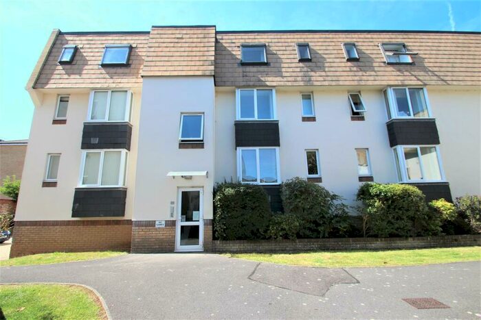 2 Bedroom Apartment To Rent In Dartmouth Mews, Cecil Place, Southsea, PO5