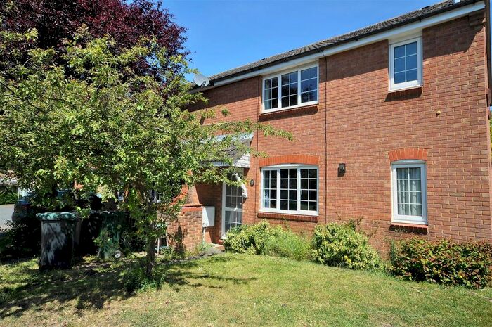 1 Bedroom Terraced House To Rent In Roman Gardens, Kings Langley WD4