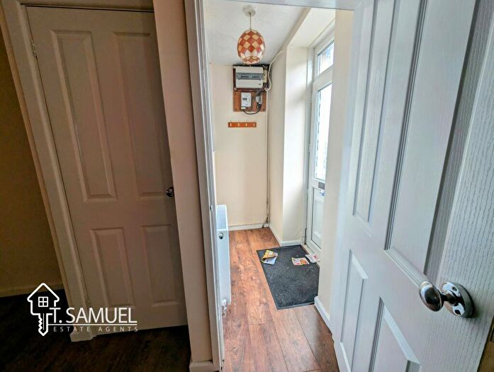 3 Bedroom Terraced House For Sale In High Street, Mountain Ash, CF45