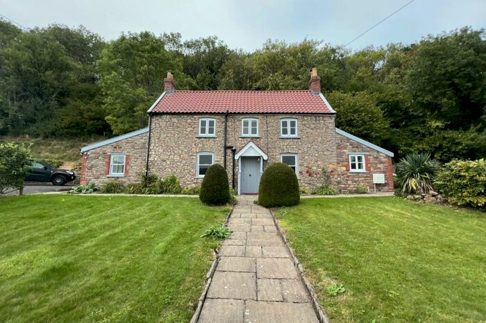 3 Bedroom Detached House To Rent In Walton-in-Gordano, Clevedon, North Somerset, BS21