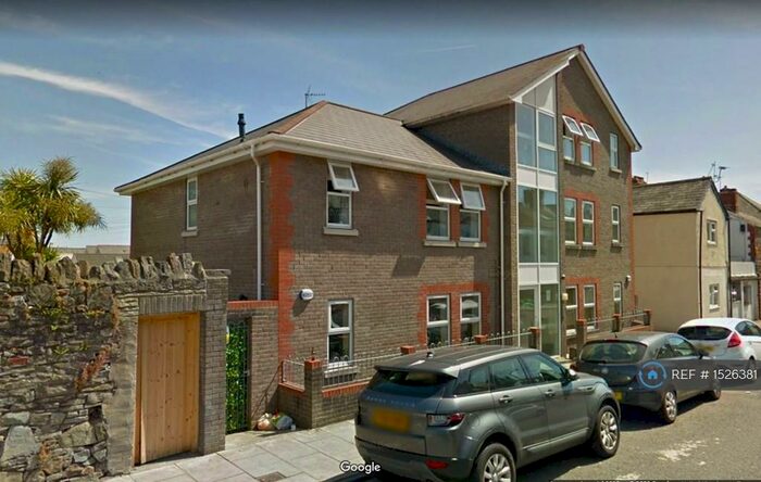 2 Bedroom Flat To Rent In Dalton Street, Cardiff, CF24