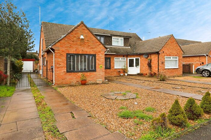 3 Bedroom Bungalow For Sale In Storrington Way, Peterborough, PE4