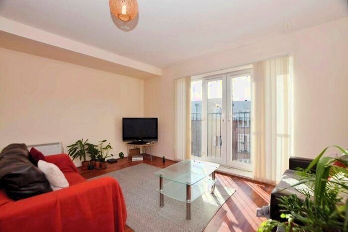 2 Bedroom Flat To Rent In Aura Court, Percy Street, Hulme, Manchester, M15