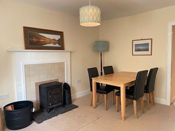 2 Bedroom Cottage To Rent In Rogart, IV28