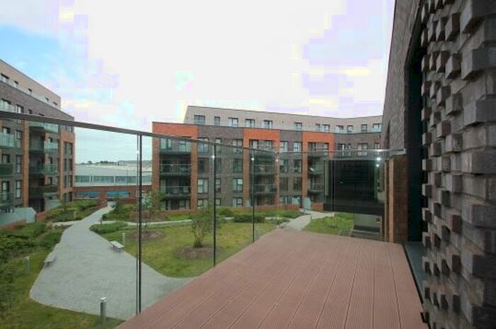 2 Bedroom Flat To Rent In William Mundy Way, Dartford, DA1