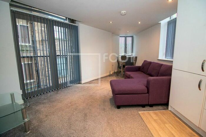 2 Bedroom Apartment To Rent In Grattan House, Bradford, BD1