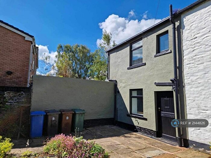 2 Bedroom End Of Terrace House To Rent In Tor View, Haslingden, Rossendale, BB4