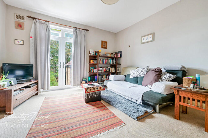 1 Bedroom Flat For Sale In Lee High Road, London, SE12