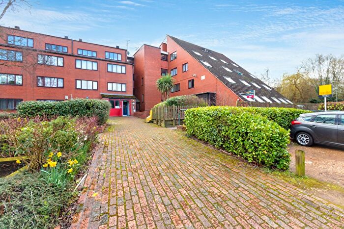 1 Bedroom Flat For Sale In Pyramid Close, Abington, Northampton, NN3