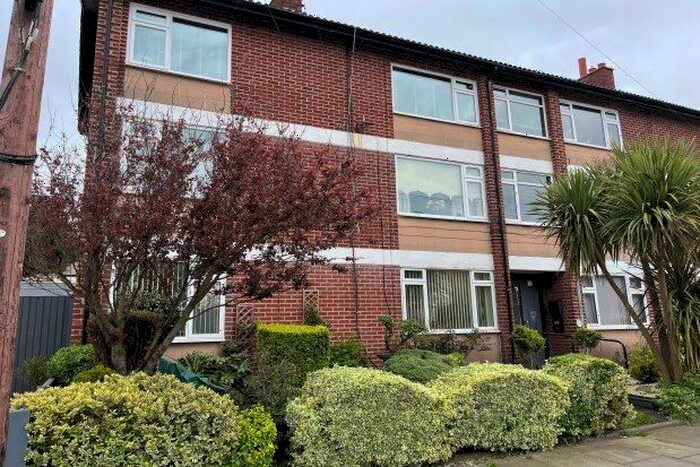 2 Bedroom Flat To Rent In Brunswick Parade, Liverpool, L22