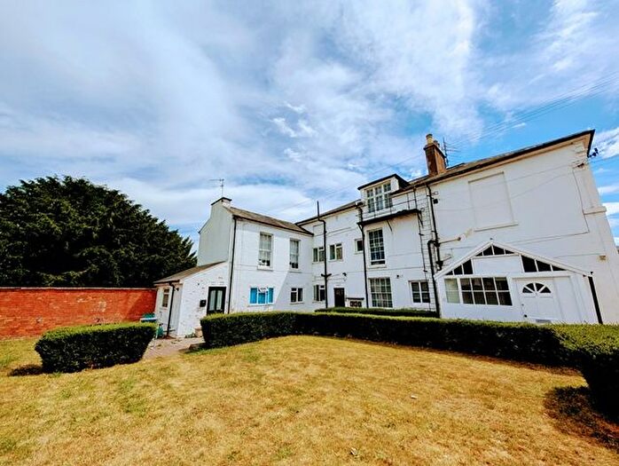 1 Bedroom Flat To Rent In Bromwich House, Bromwich Road, St Johns, Worcester, WR2