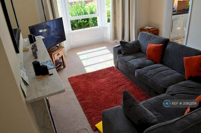 2 Bedroom Flat To Rent In Whatley Road, Bristol, BS8