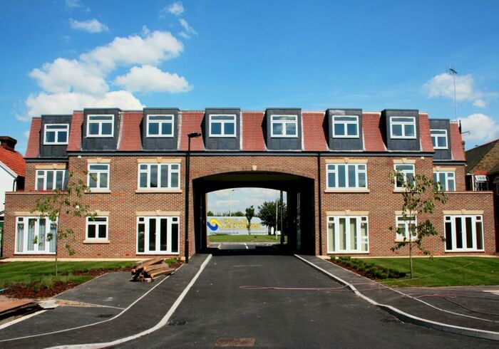 1 Bedroom Apartment To Rent In Clarence Court, London Road, Brands Hill, Berkshire, SL3