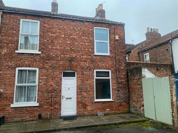 2 Bedroom Terraced House To Rent In Herbert Street, York, YO10
