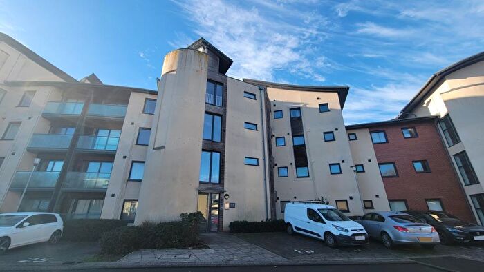 2 Bedroom Apartment To Rent In Gosse Court, Swindon, SN3