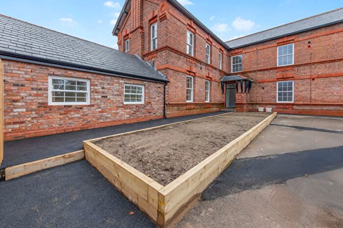 2 Bedroom Flat For Sale In Padgate, Warrington, WA1