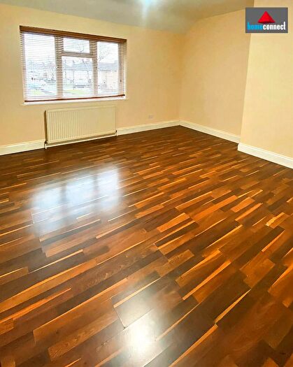 3 Bedroom Terraced House To Rent In Charlecote Road, Dagenham, RM8